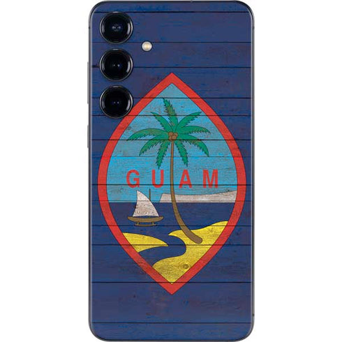 Guam Flag Dark Wood Galaxy S25 Skin